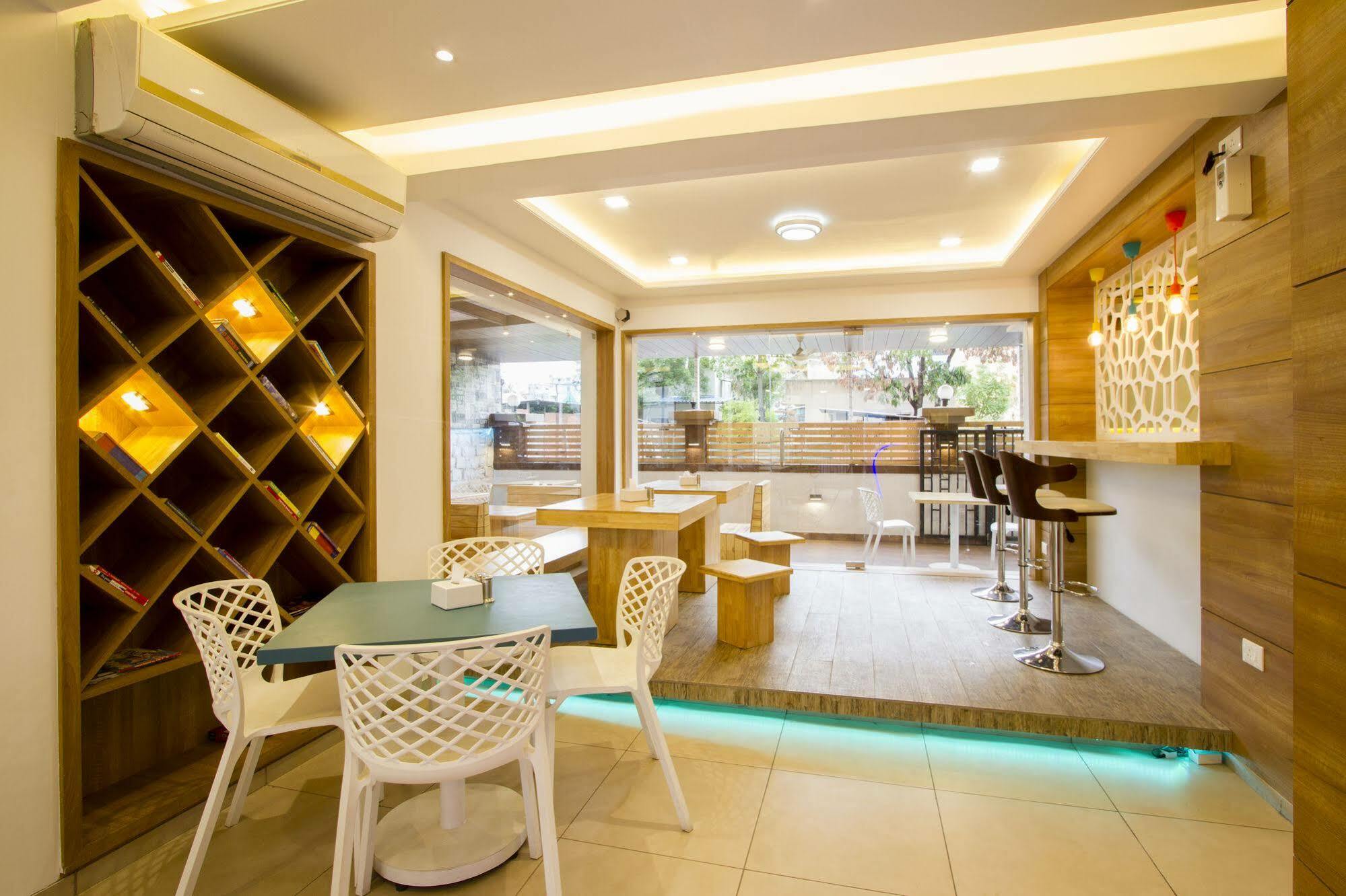 Fabhotel Imperio - Nr Baner Hill Poona Buitenkant foto
