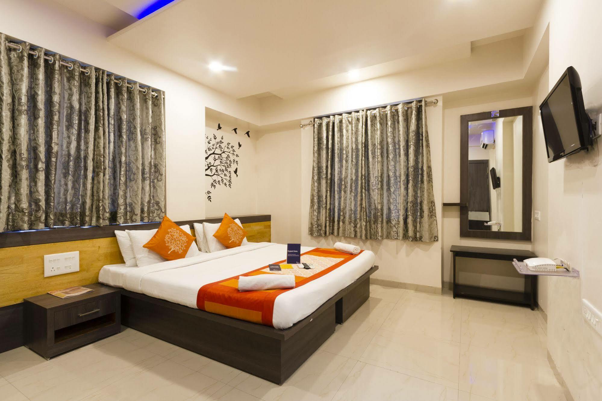 Fabhotel Imperio - Nr Baner Hill Poona Buitenkant foto